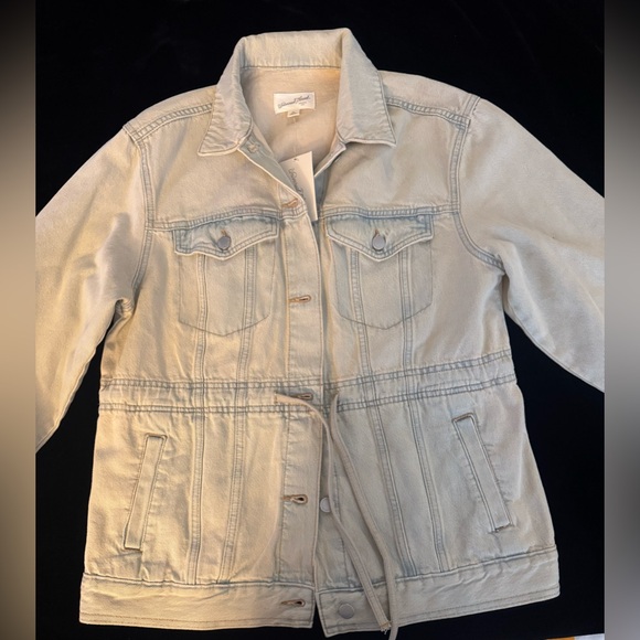 Universal Thread Jean Jacket - Picture 4 of 9